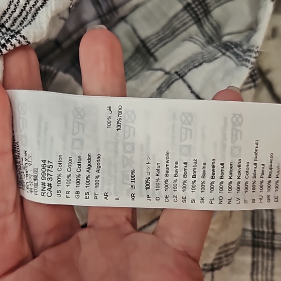 2/$10 Billabong woven pants - Picture 6 of 6